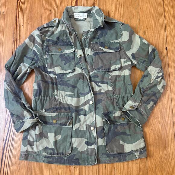 Vintage Havana Jackets & Blazers - Vintage Havana green camo full zip adjustable waist utility womens jacket SIZE S